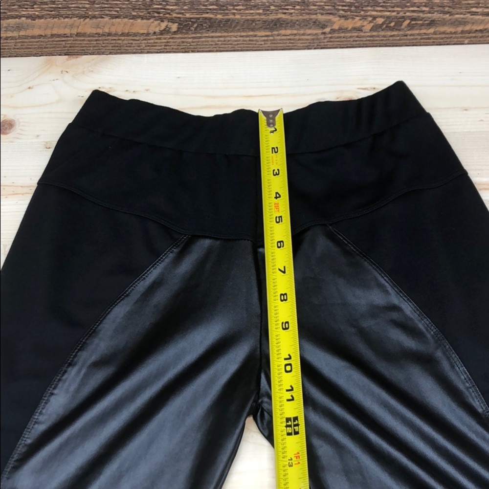 SOLD!Black Faux Leather Leggings.  Large. NWOT. - Picture 3 of 8